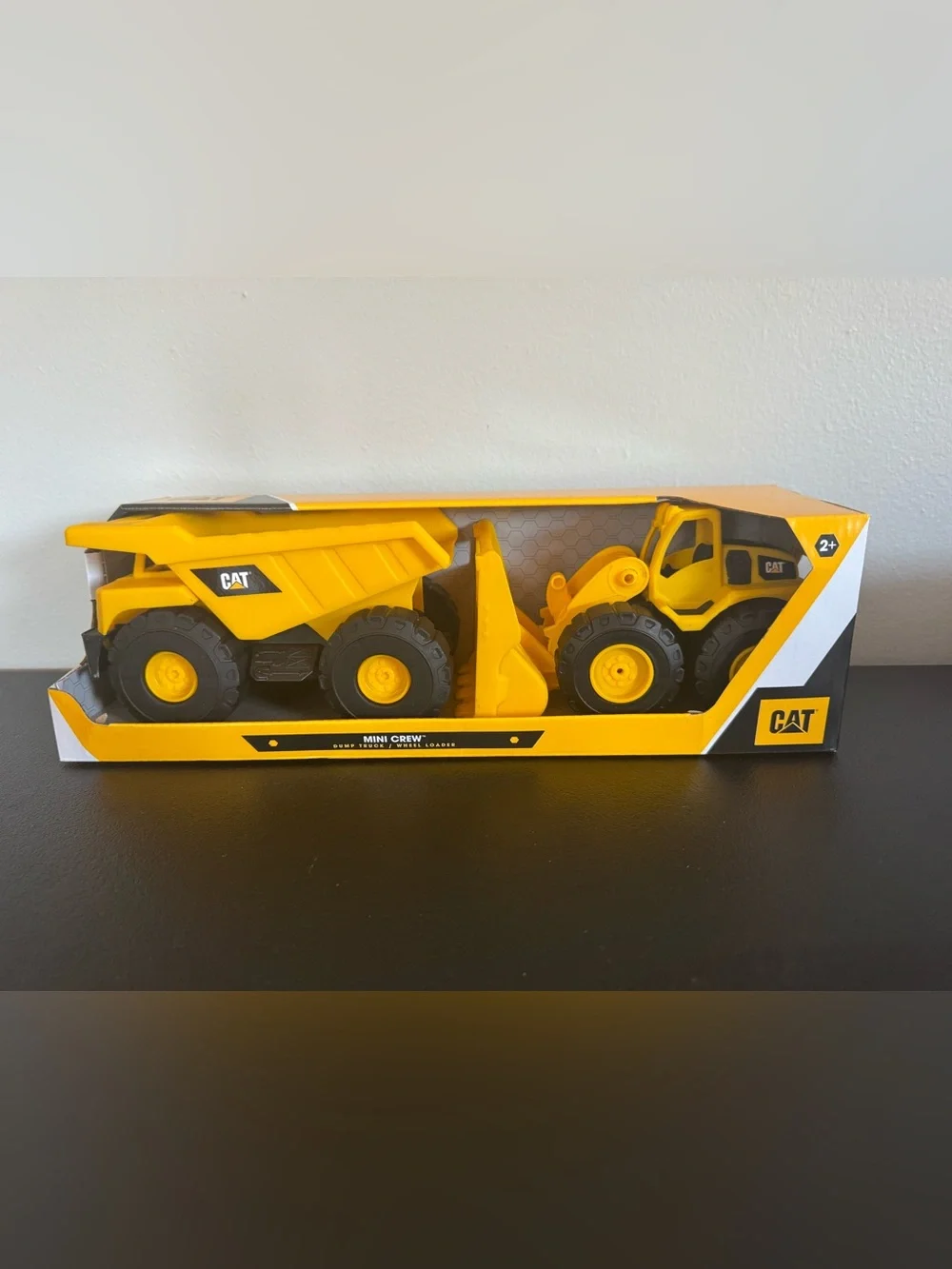 CAT Mini Crew Construction Vehicle Set Dump Truck & Wheel Loader Toy 2+
